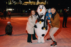 Bērnu ballīte slidotavā