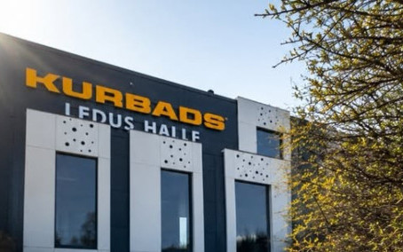 Kurbads ledus halle būs atvērta arī visu vasaras sezonu! Kurbads ledus halle būs atvērta arī visu vasaras sezonu!
